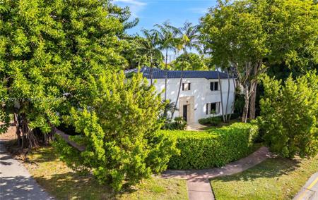 5181 La Gorce Dr