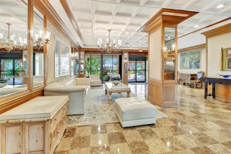 11111 Biscayne Blvd