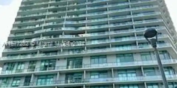 501 NE 31st St