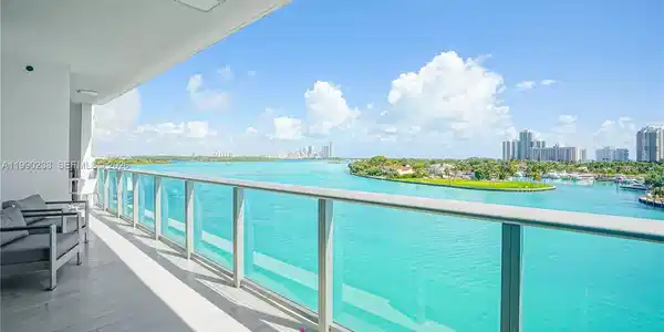 Image 3: The Perfect View !  North View