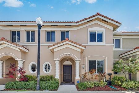 1079 SE 23rd Ter