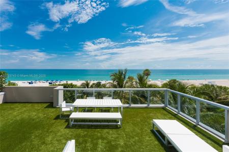 3801 Collins Ave