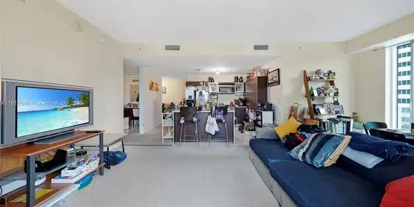 1900 N Bayshore Dr