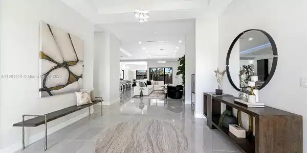 11620 Canal Dr