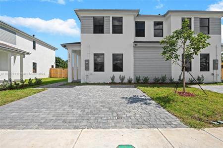 22005 SW 114th Ave #22005