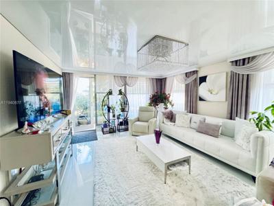 1912 S Ocean Dr