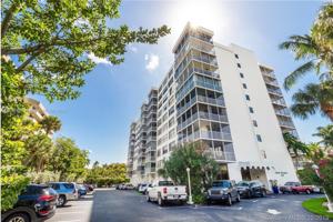150 Ocean Lane Dr Unit 5F