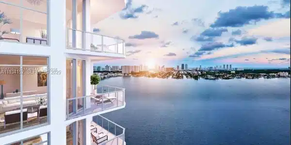 17111 Biscayne Blvd
