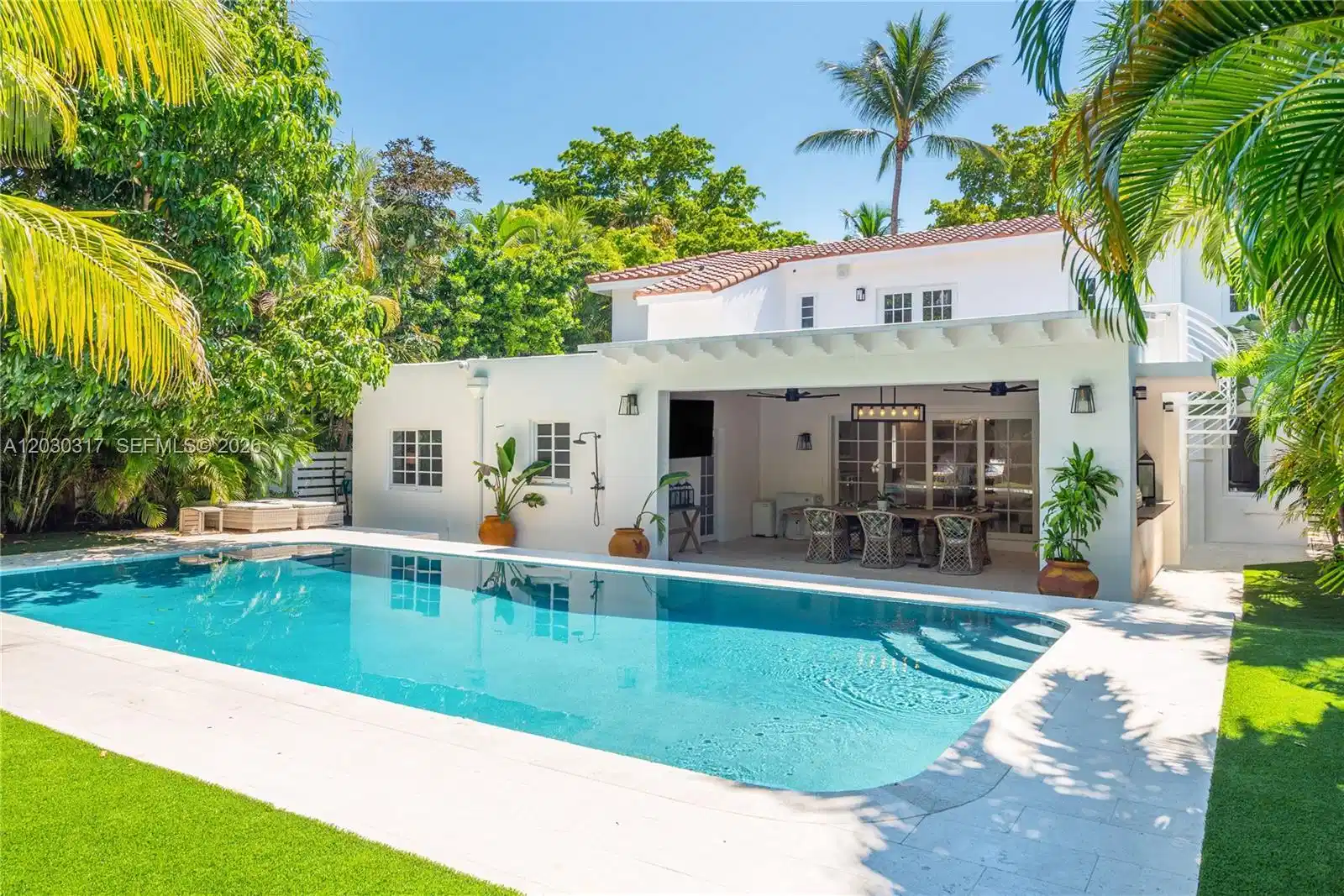 Image 1: Private & serene backyard. Gated & recently renovated residence on prestigious Pine Tree Drive.