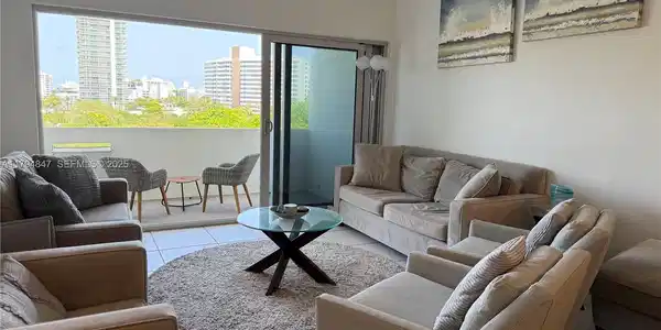 3 Island Ave