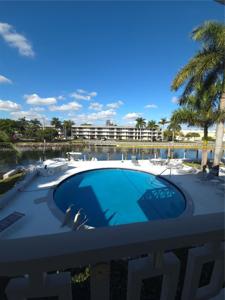 467 Golden Isles Dr