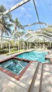 18100 SW 87th Ct