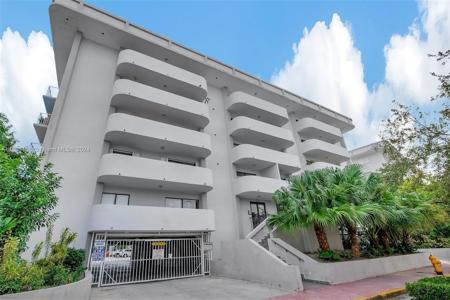 110 S Shore Dr