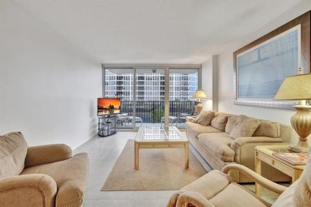 525 N Ocean
