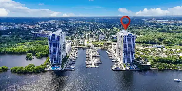 17301 Biscayne Blvd