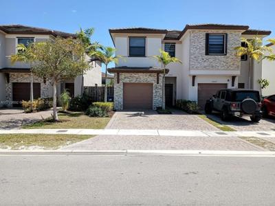 25033 SW 107th Ct