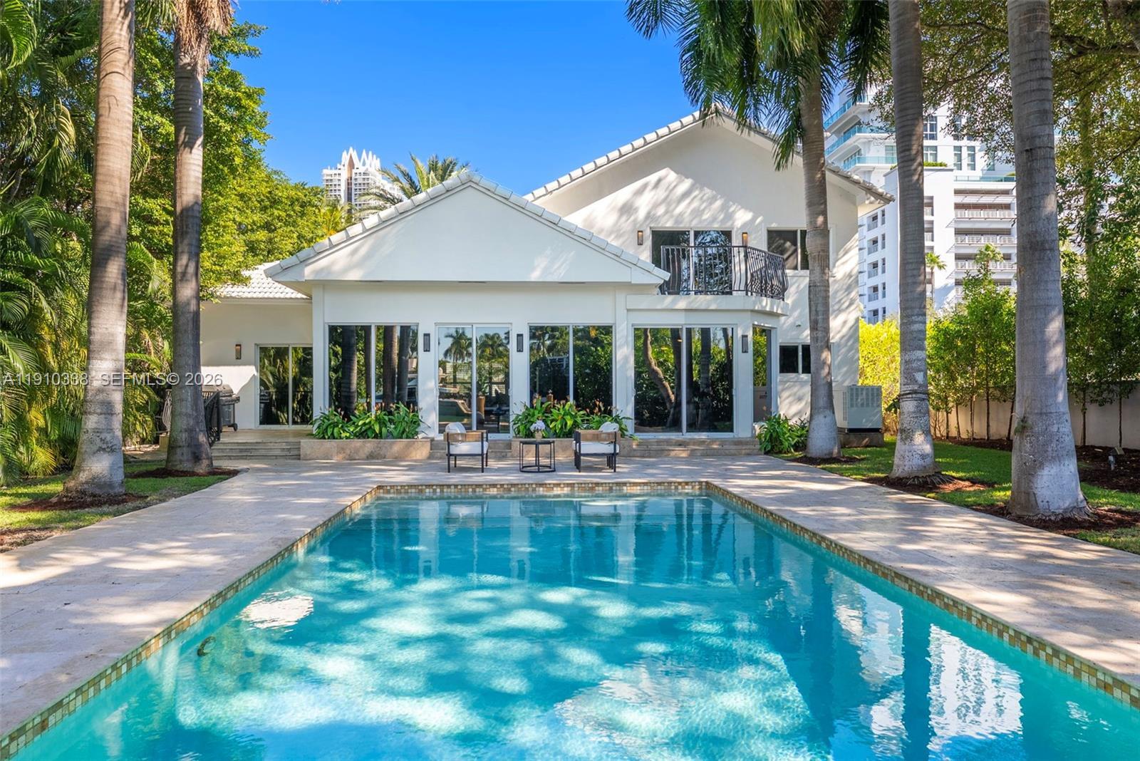 Image 3: POOL W/ PRIVATE DOCK