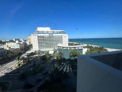 2899 Collins Ave