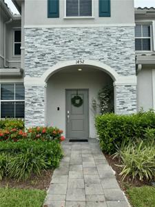 1452 SE 26th Ter