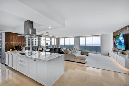 1800 S OCEAN DR