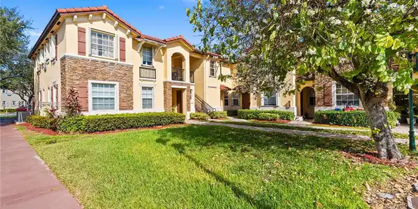 1655 NE 33rd Rd