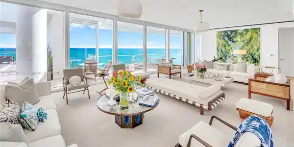 9111 Collins Ave