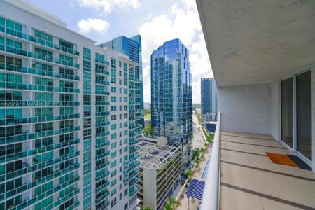 1200 Brickell Bay Dr