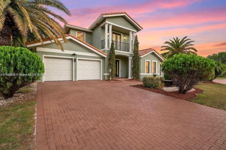 19365 SW 78th Pl