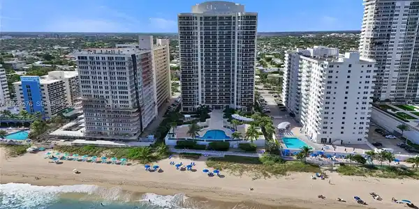 4240 Galt Ocean Dr