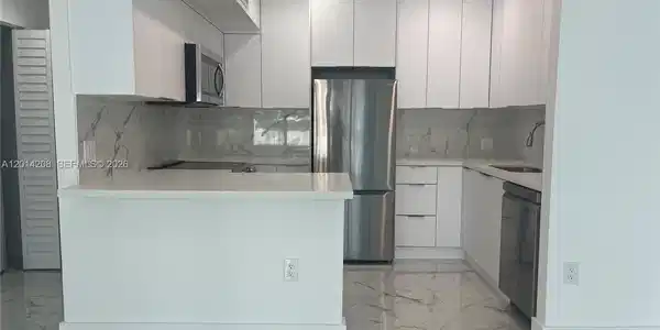 3505 S Ocean Dr