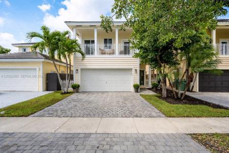 354 NE 35th Ave