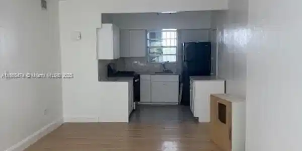 1258 Marseille Dr