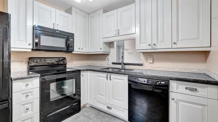 900 NE 12th Ave