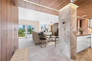 300 Bayview Dr Unit 205