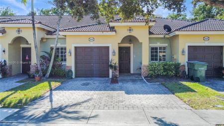 3220 NE 11th Dr