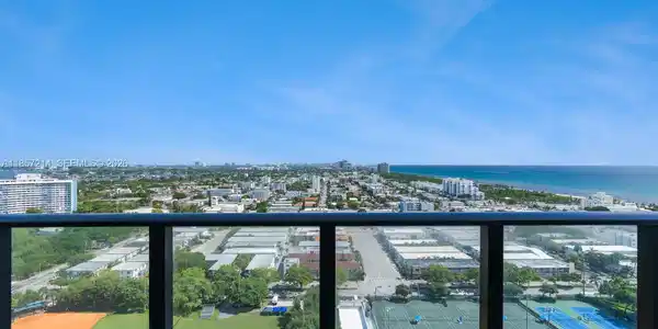 580 72 St