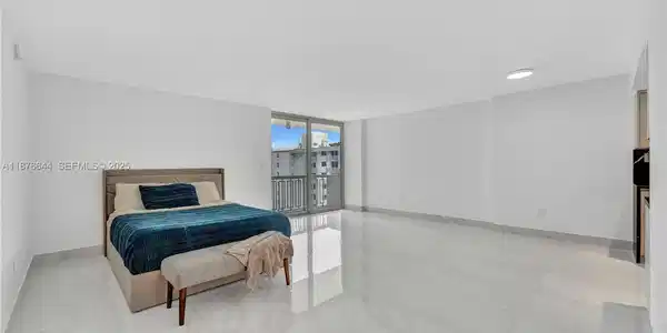 401 Ocean Dr