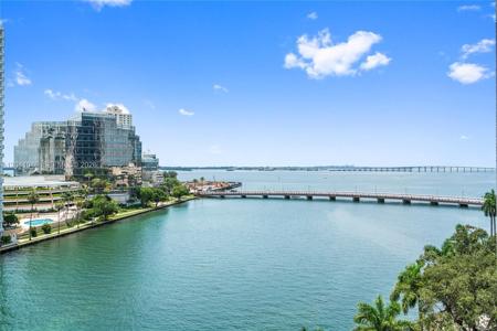 495 Brickell Ave