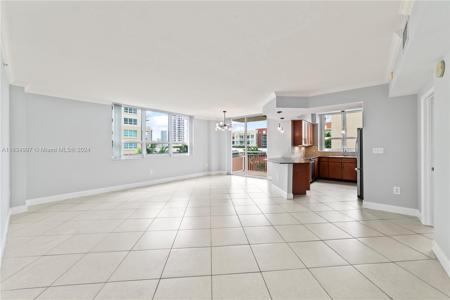 2000 N Bayshore Dr