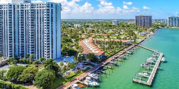 4000 Towerside Ter