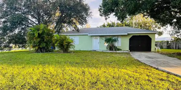 726 SW 21st Street