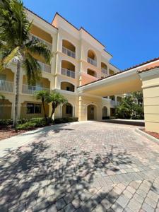 19 W Harbour Isle Dr W