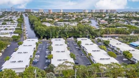 6307 Bay Club Dr