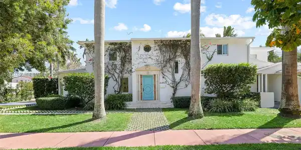 4490 Royal Palm Ave
