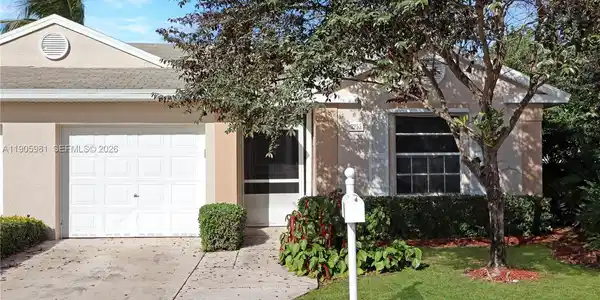 2255 SE 6th Pl