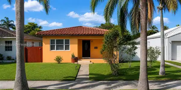 1631 Hollywood Blvd