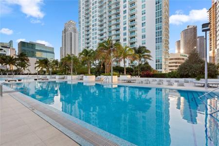 951 Brickell Ave