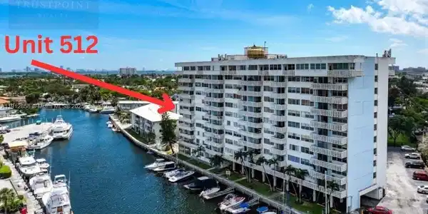 13155 Ixora Ct