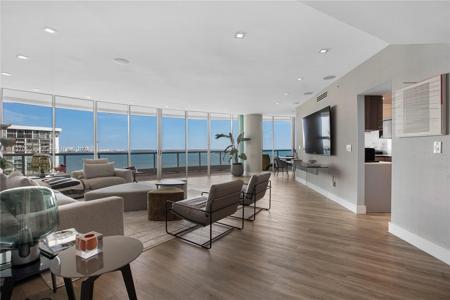 2127 Brickell Ave