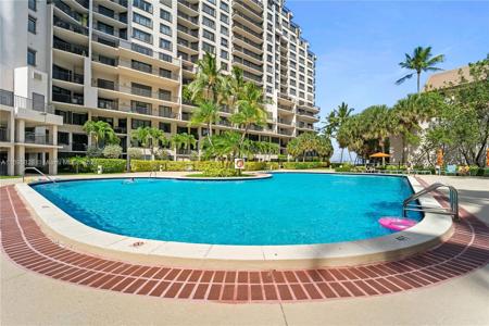 540 Brickell Key Dr
